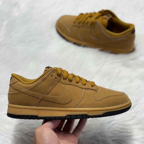 Nike Dunk Low Retro SE Wheat Gum Mens Shoes HQ1932-700 NEW Multi Sz - Picture 1 of 6